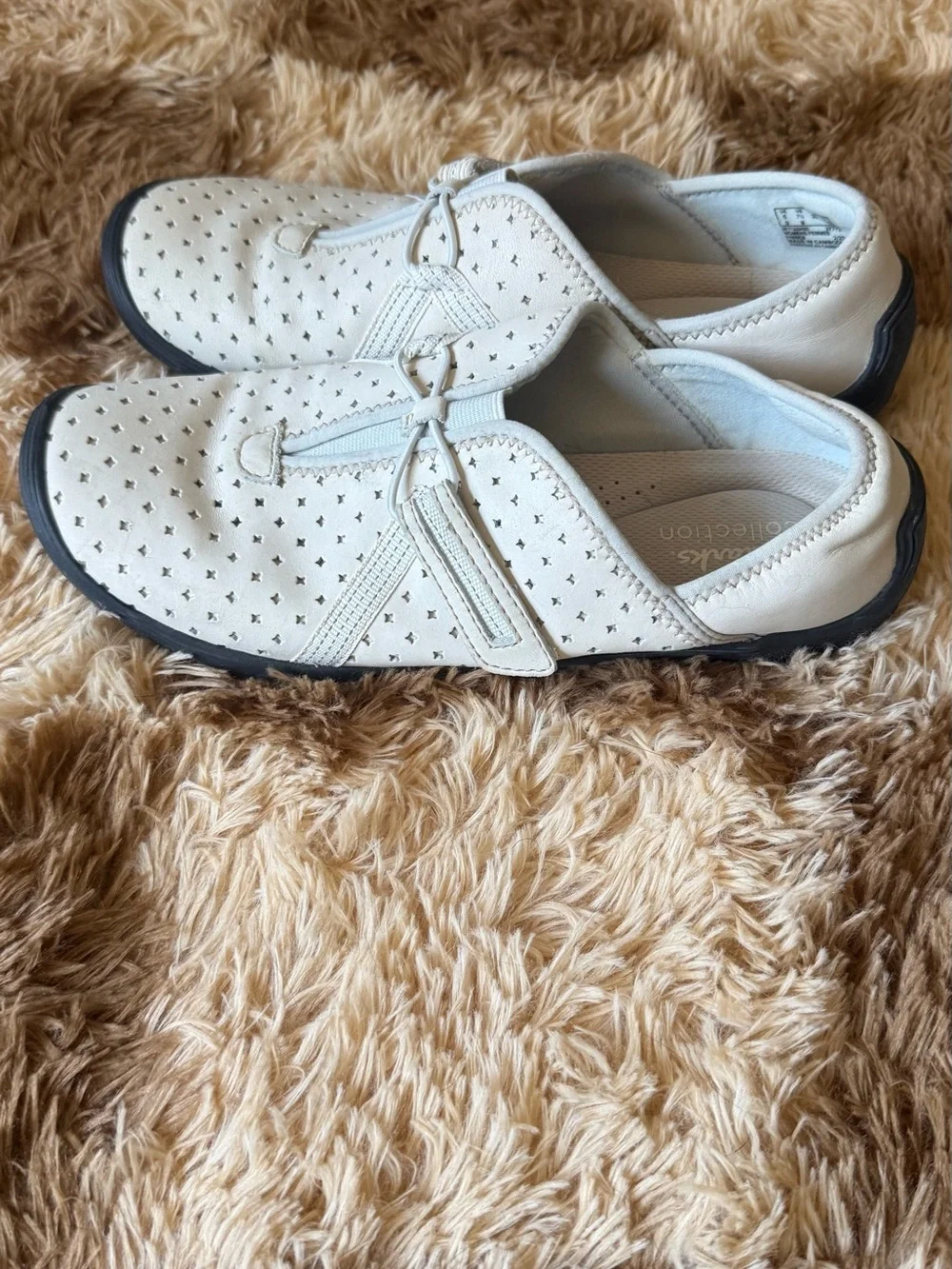 Clarks womens slip